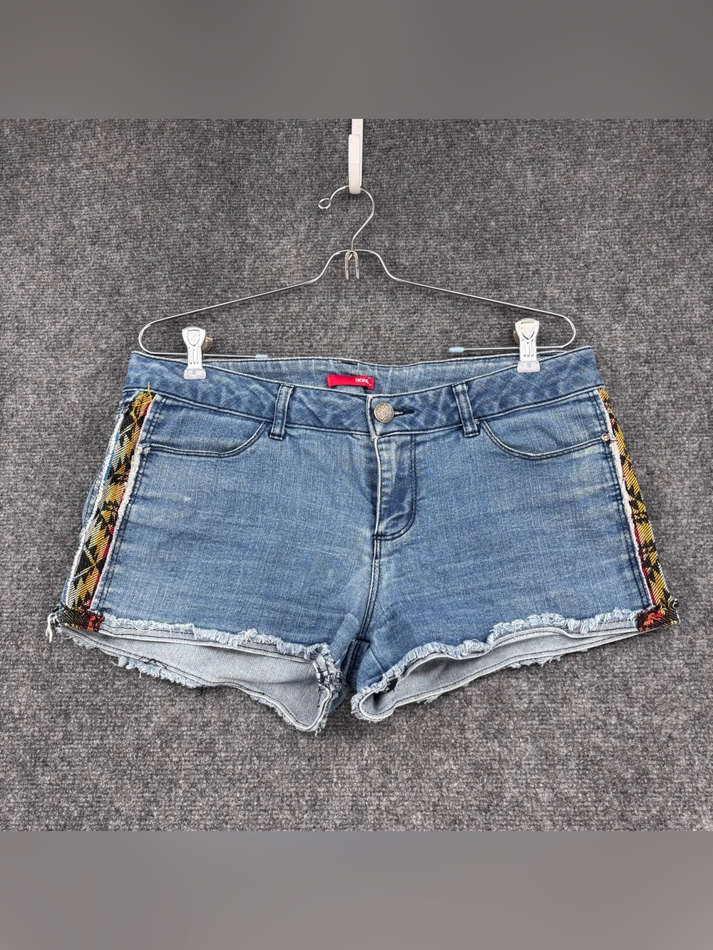 Bongo Denim Short Shorts Mid Rise Cutoff Embroidered Women’s 11 Beach